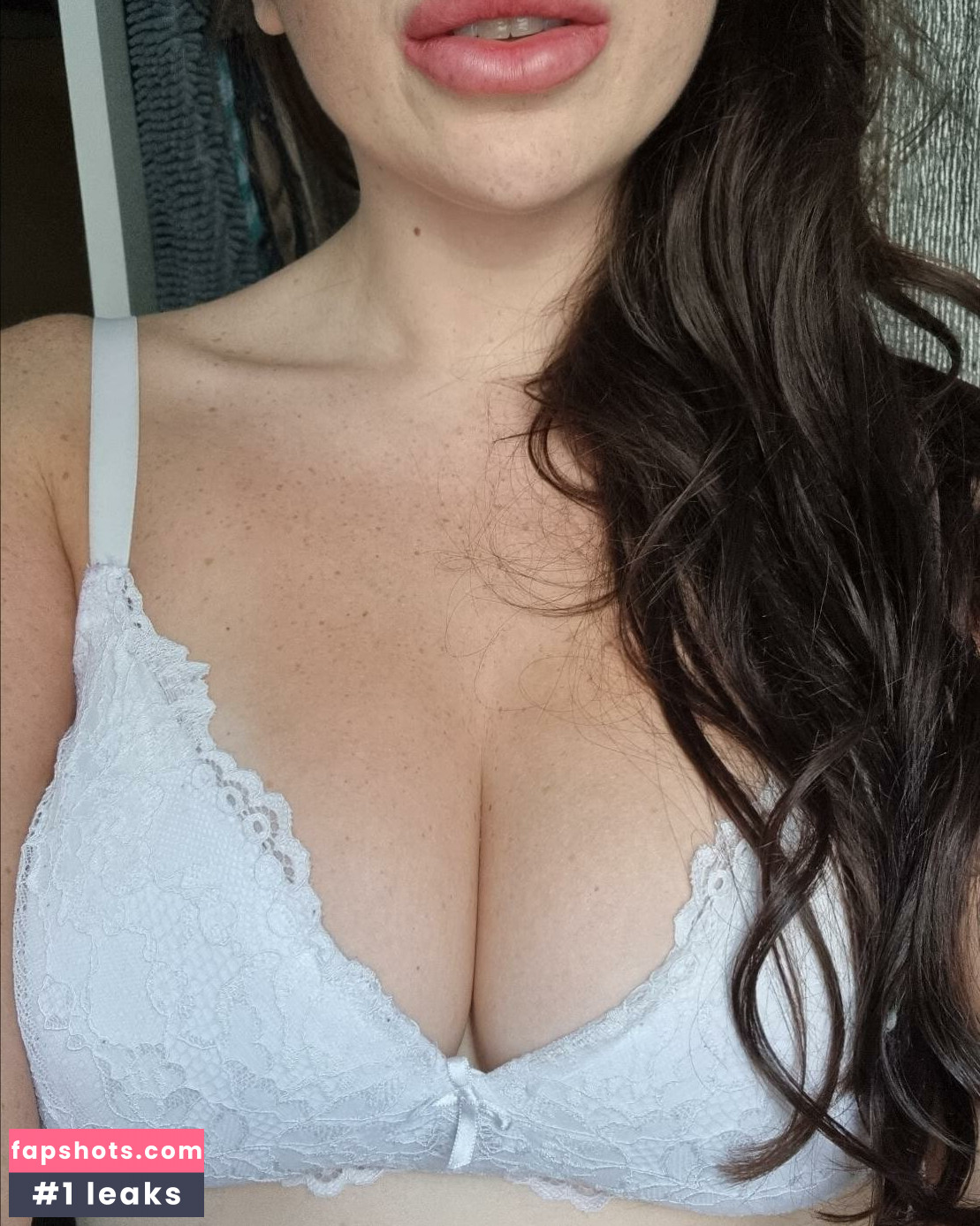 marinaminxxx nude babe gallery