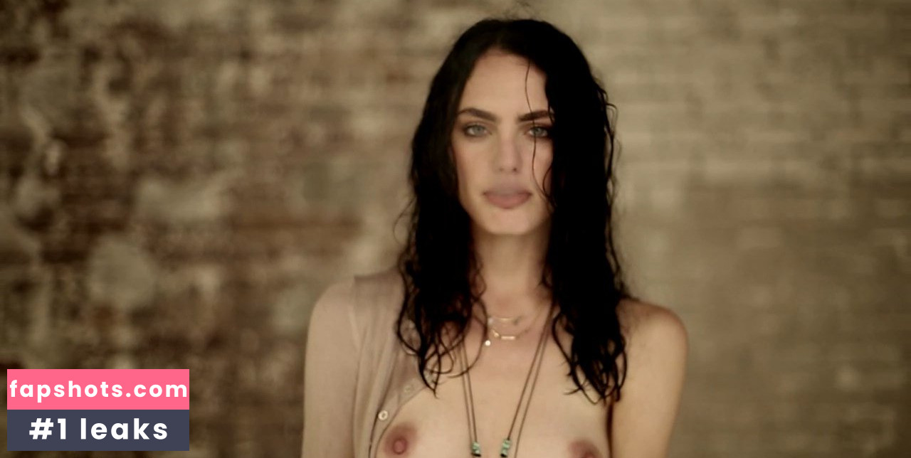 Marinet Matthee gallery photo #11