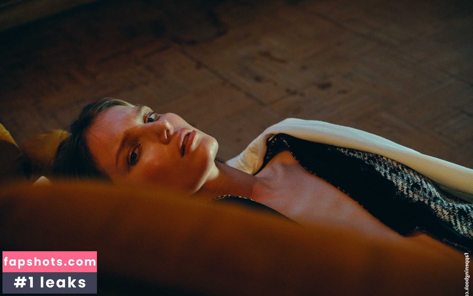 Marique Schimmel nude babe gallery