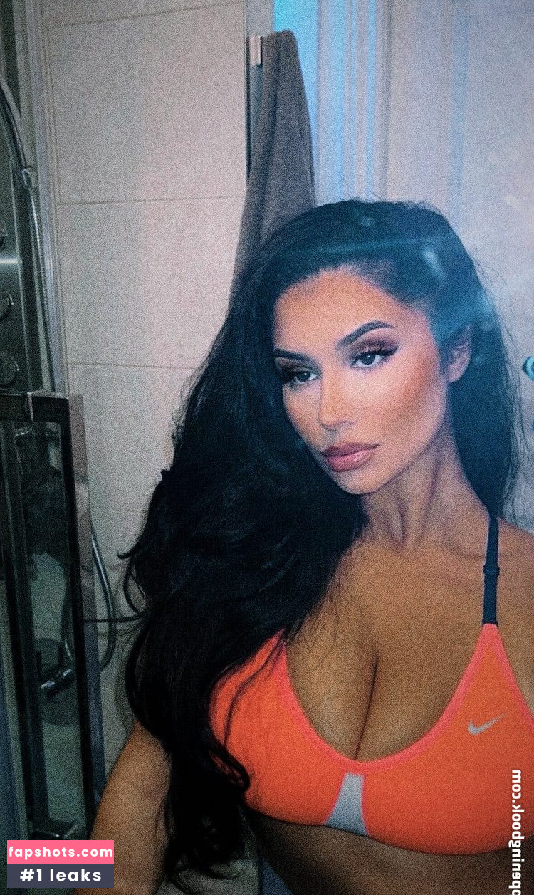 Marisa G gallery photo #18