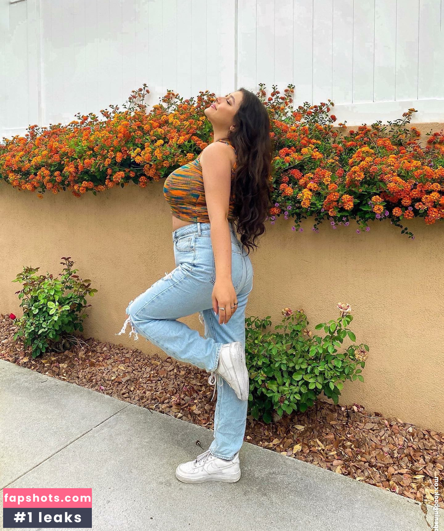 Marisa Groch gallery photo #24