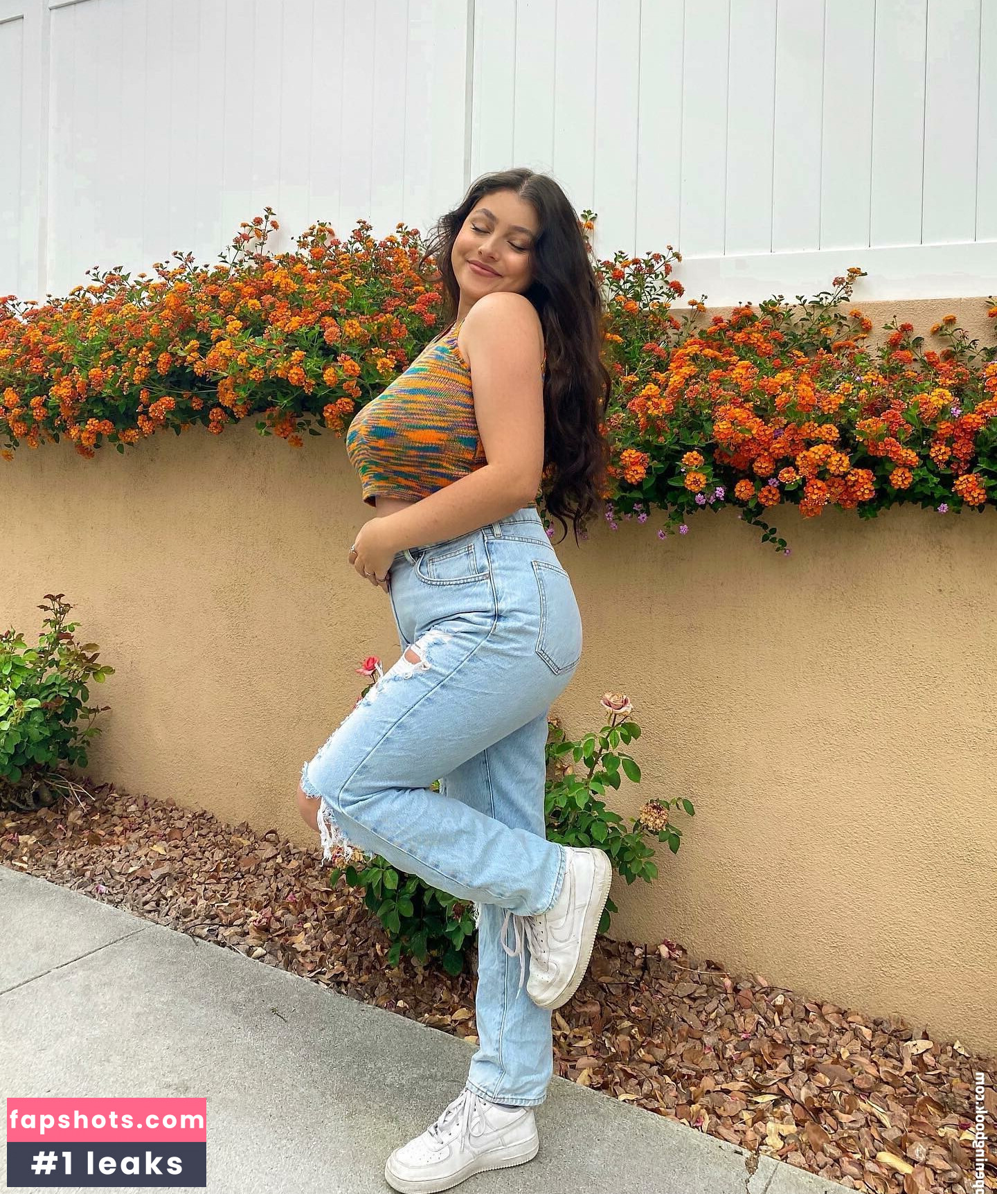 Marisa Groch gallery photo #9