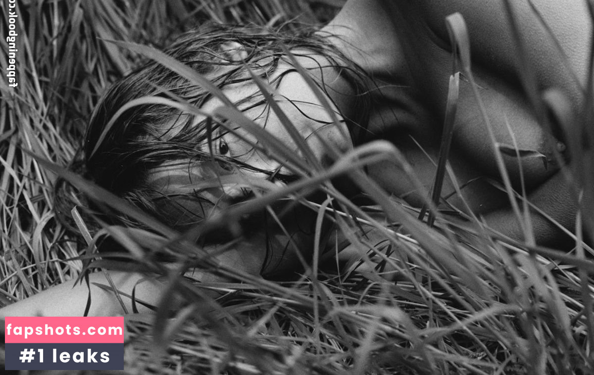 Marisa Papen Nude Leaks OnlyFans Photos #134 - LeakJerk