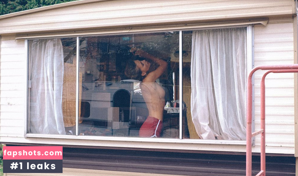 Marisa Papen Nude Leaks OnlyFans Photos #358 - LeakJerk