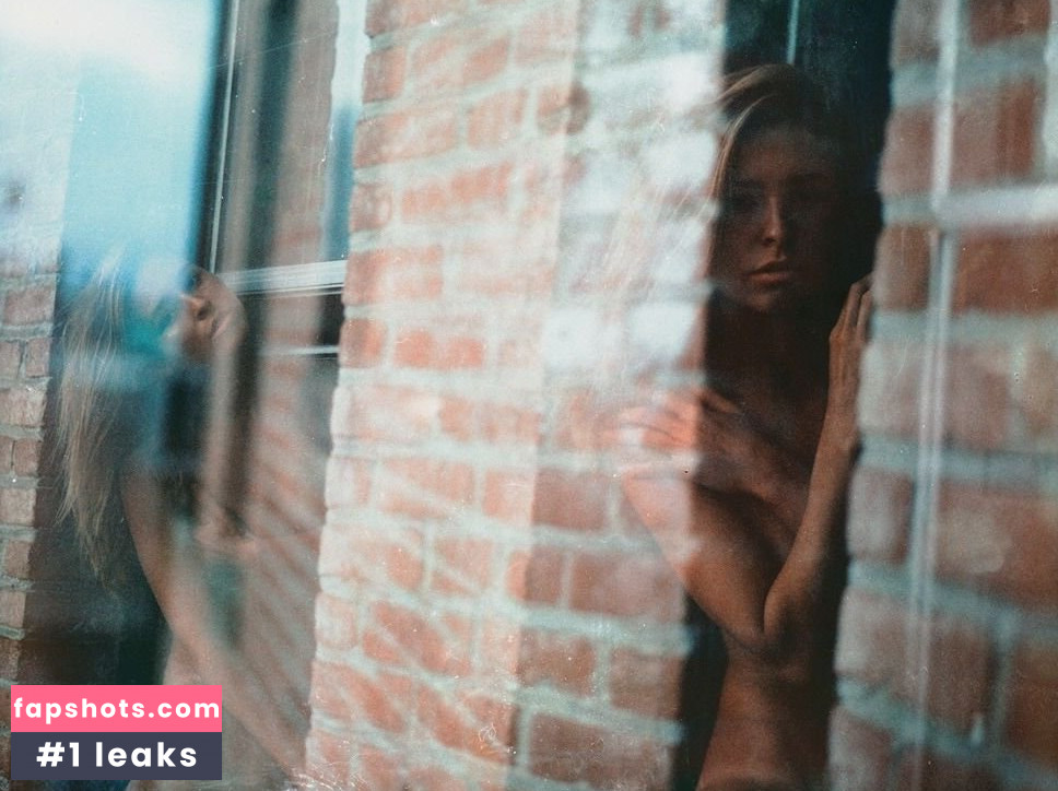 Marisa Papen Nude Leaks OnlyFans Photos #511 - LeakJerk