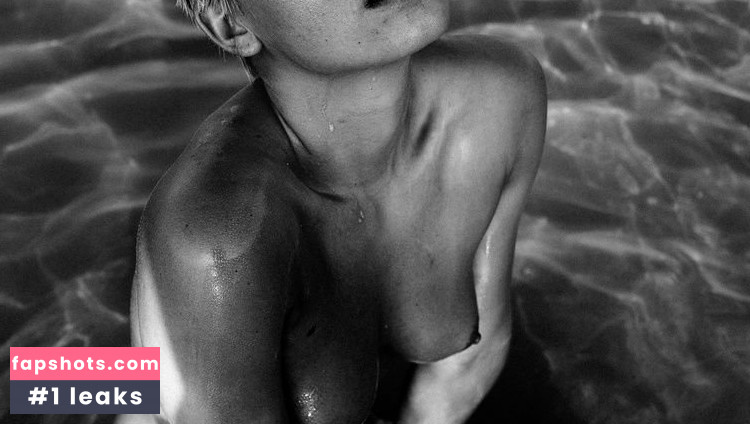 Marisa Papen Nude Leaks OnlyFans Photos #608 - LeakJerk