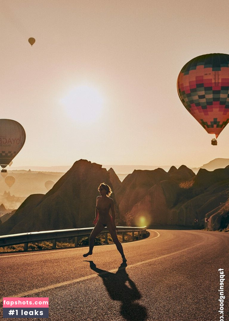 Marisa Papen Nude Leaks OnlyFans Photos #74 - LeakJerk