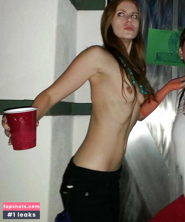 Marisha Ray Ai Porn gallery photo #30