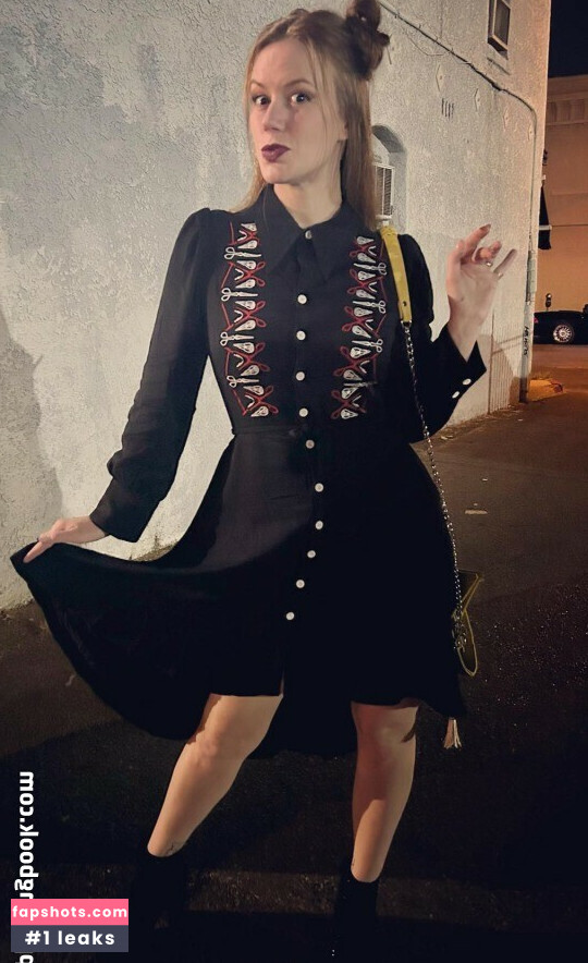 Marisha Ray gallery photo #34