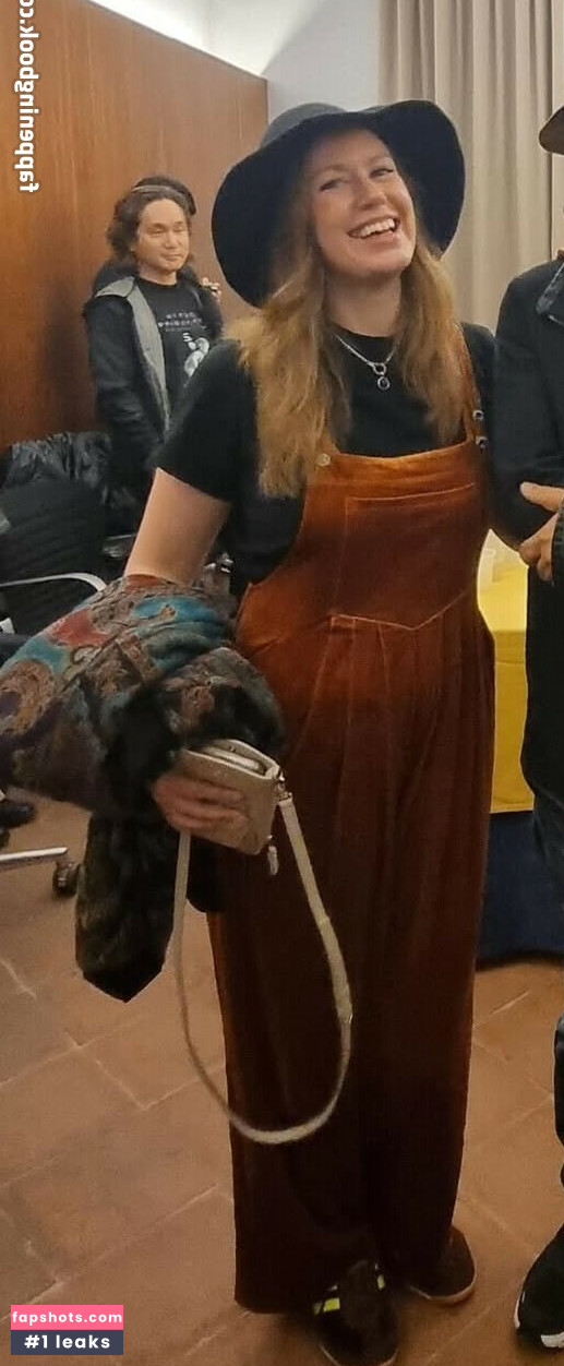 Marisha Ray gallery photo #8