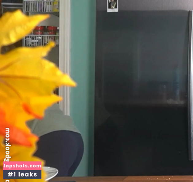 Mariss gallery photo #7