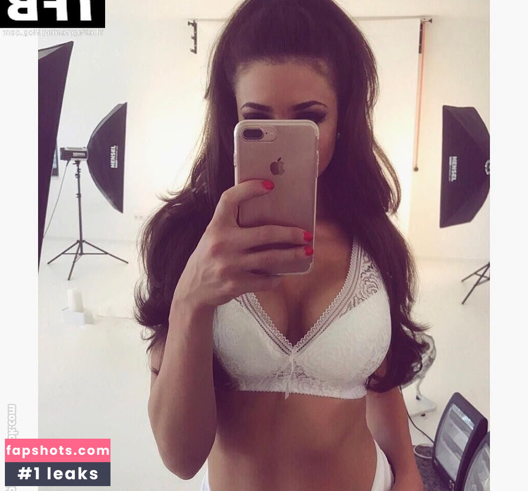 Mariya Lazareva nude babe gallery