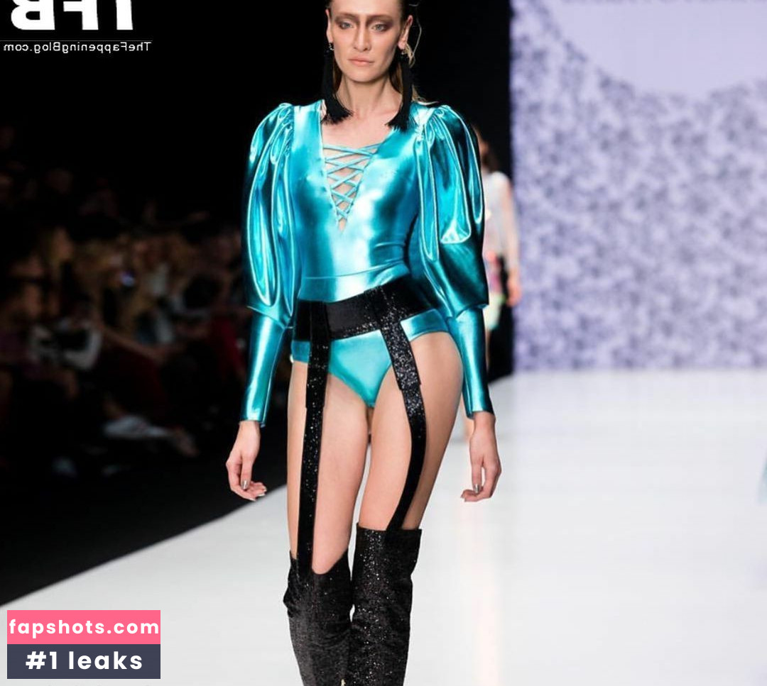 Mariya Minogarova gallery photo #20