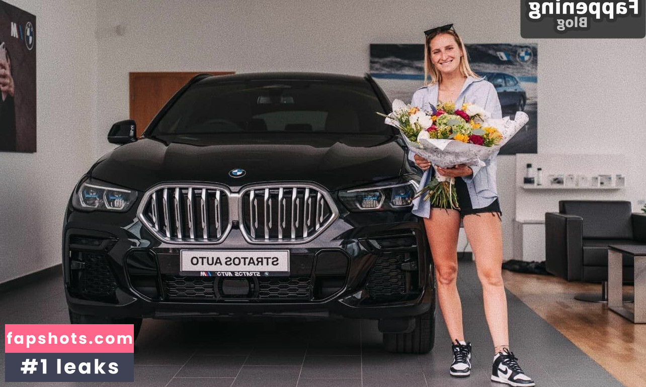 Marketa Vondrousova nude babe gallery