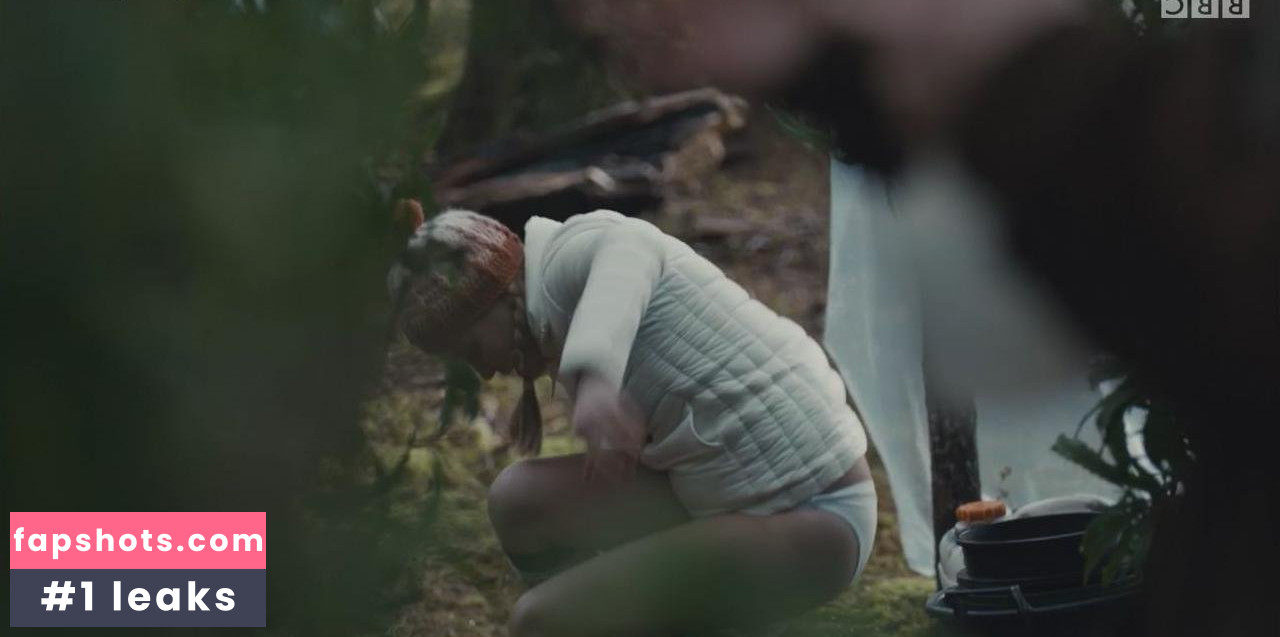 Marny Kennedy gallery photo #13