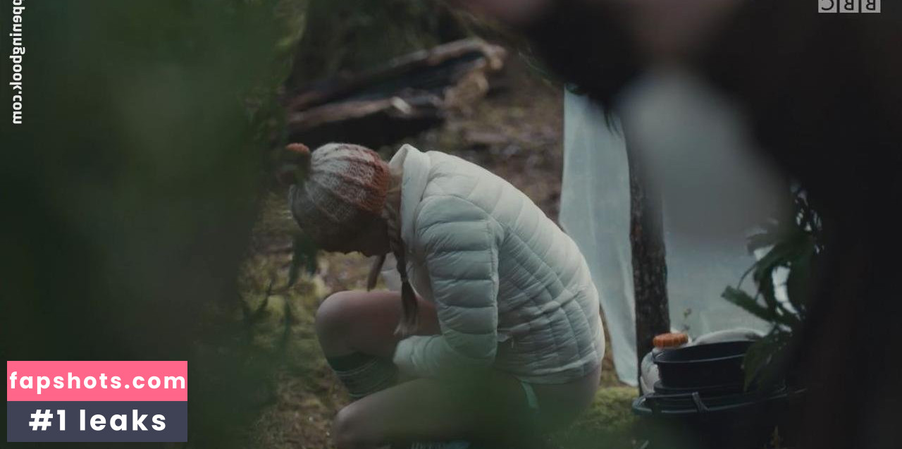 Marny Kennedy gallery photo #15