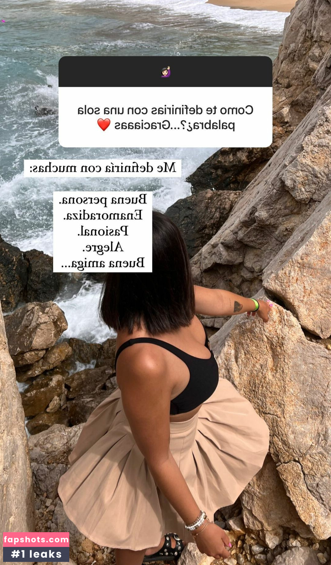 Marta De Lola gallery photo #12