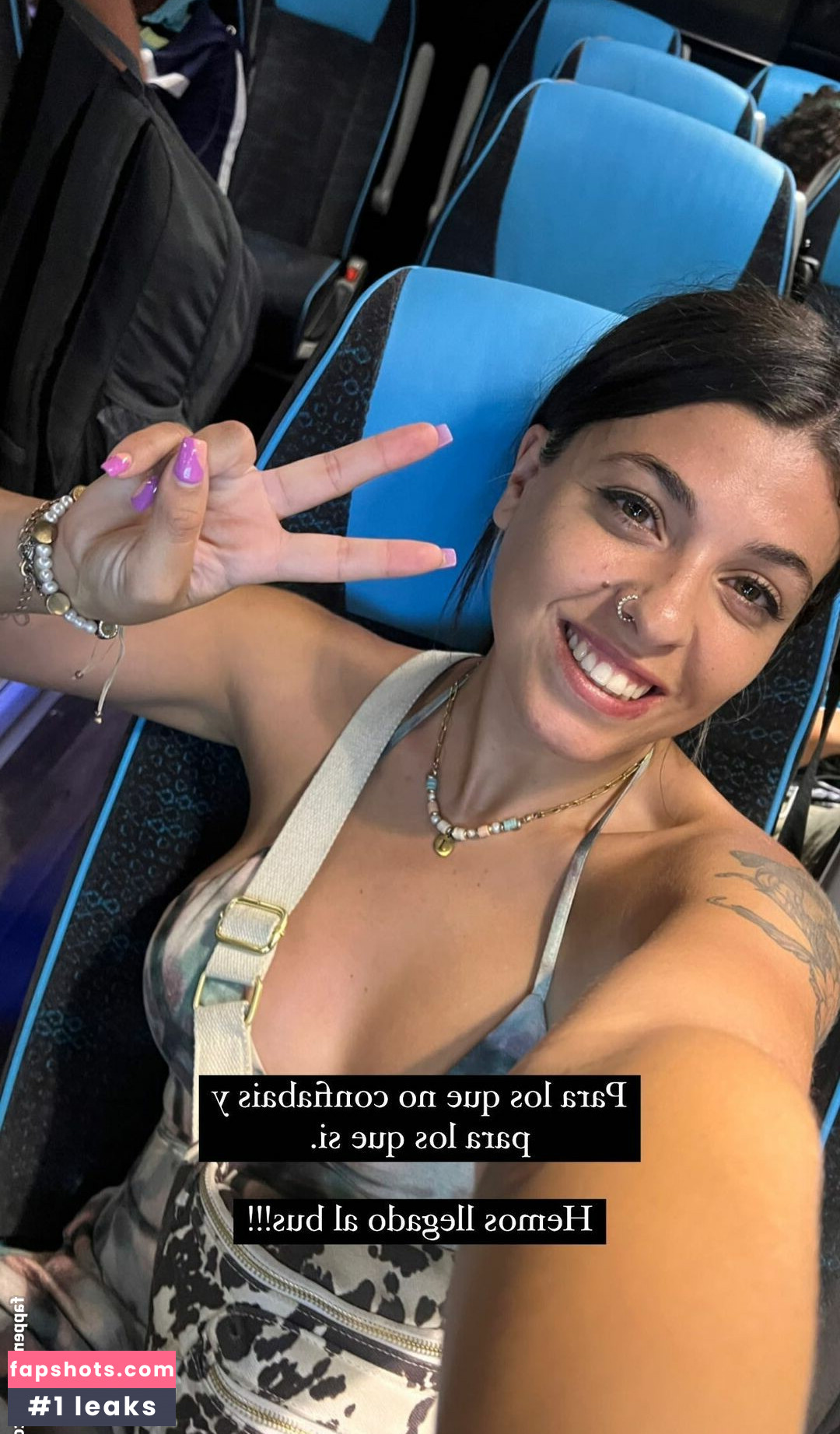 Marta De Lola gallery photo #27