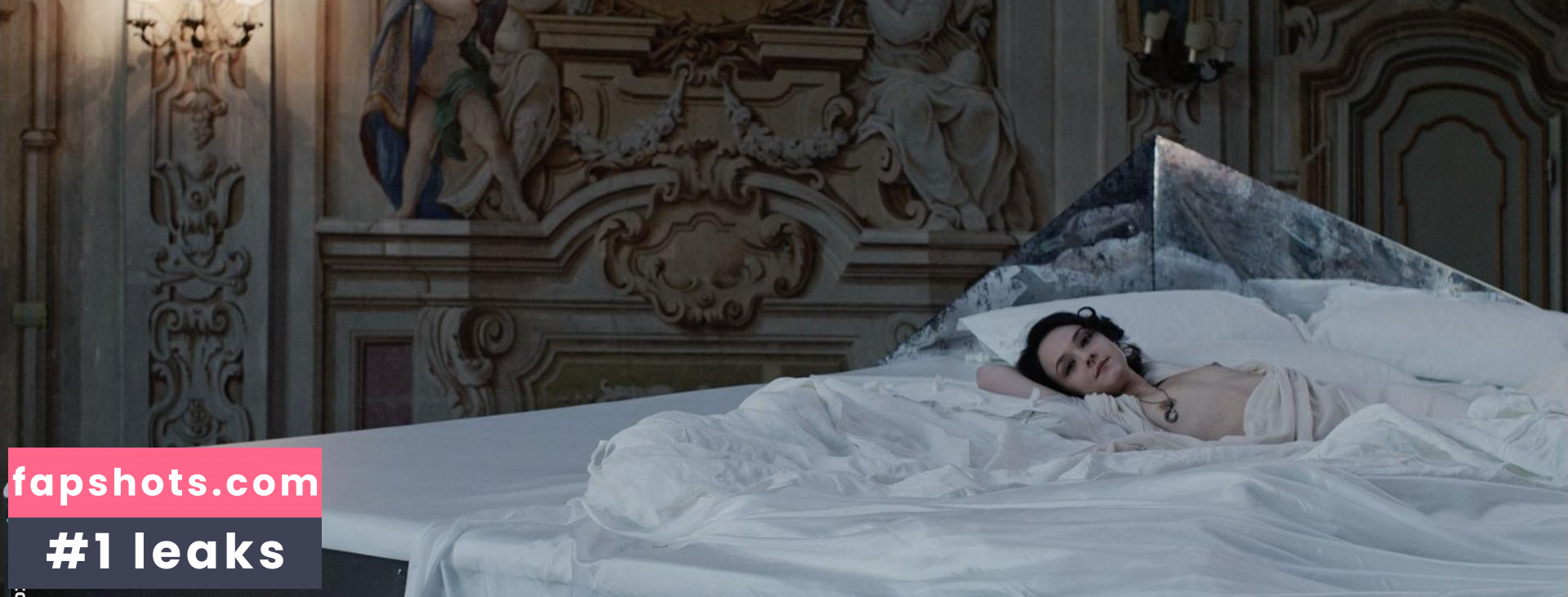 Marta Gastini gallery photo #40