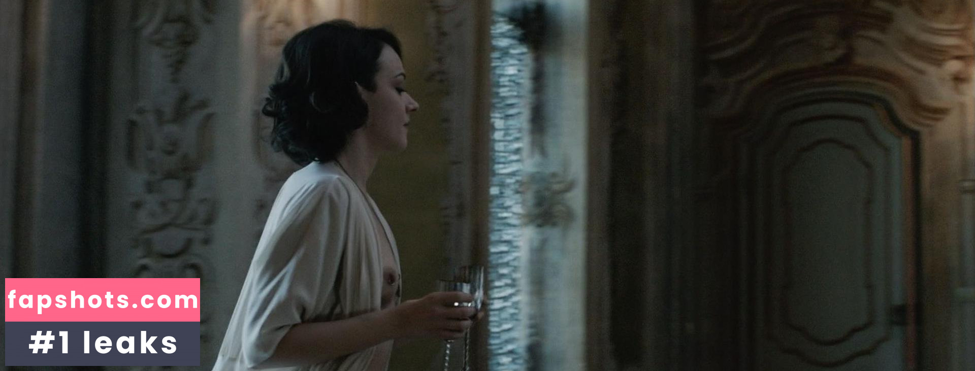 Marta Gastini gallery photo #41