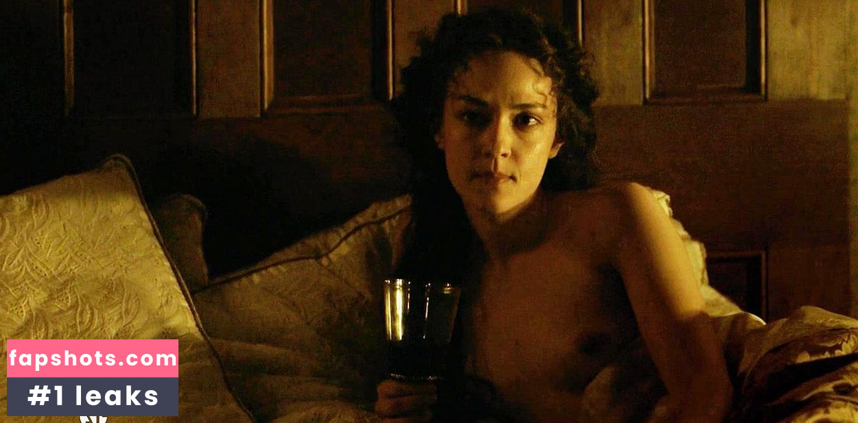 Marta Gastini gallery photo #57