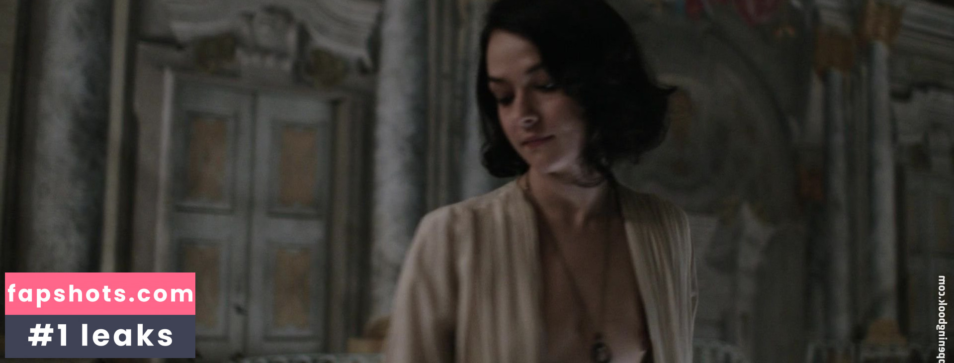 Marta Gastini gallery photo #63