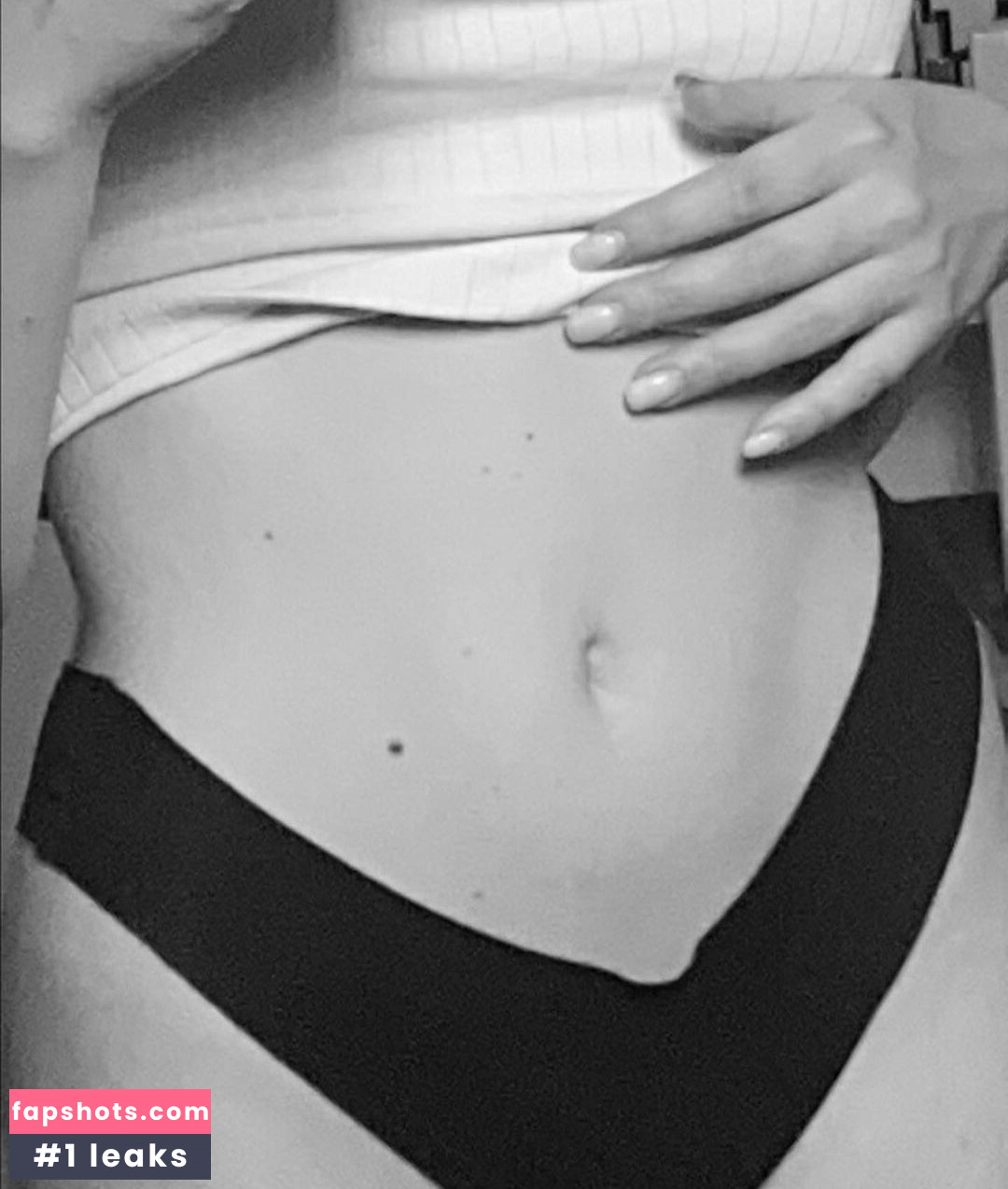 Marta Genovesi Nude Leaks OnlyFans Photos #20 - LeakJerk