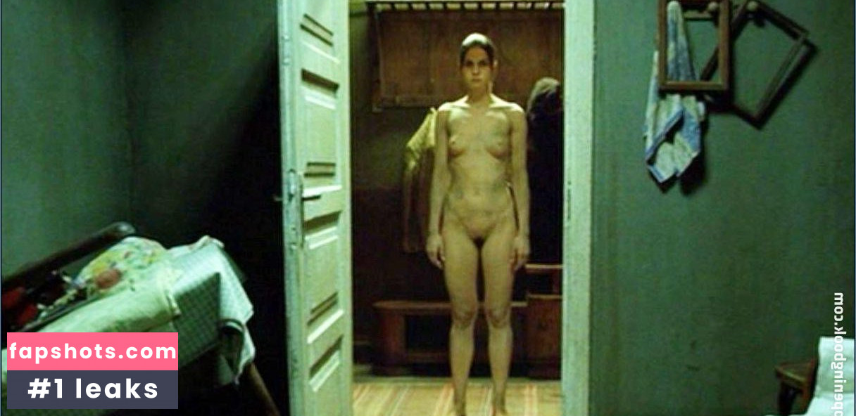 Marta Yaneva gallery photo #10