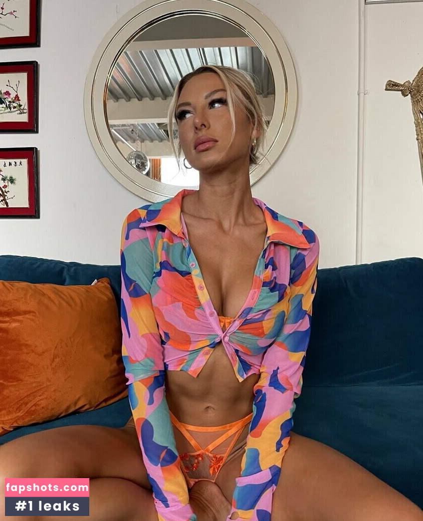 Martamiel gallery photo #36