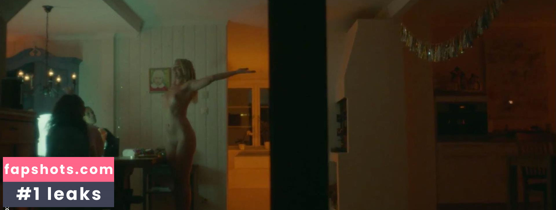 Marte Christensen gallery photo #9