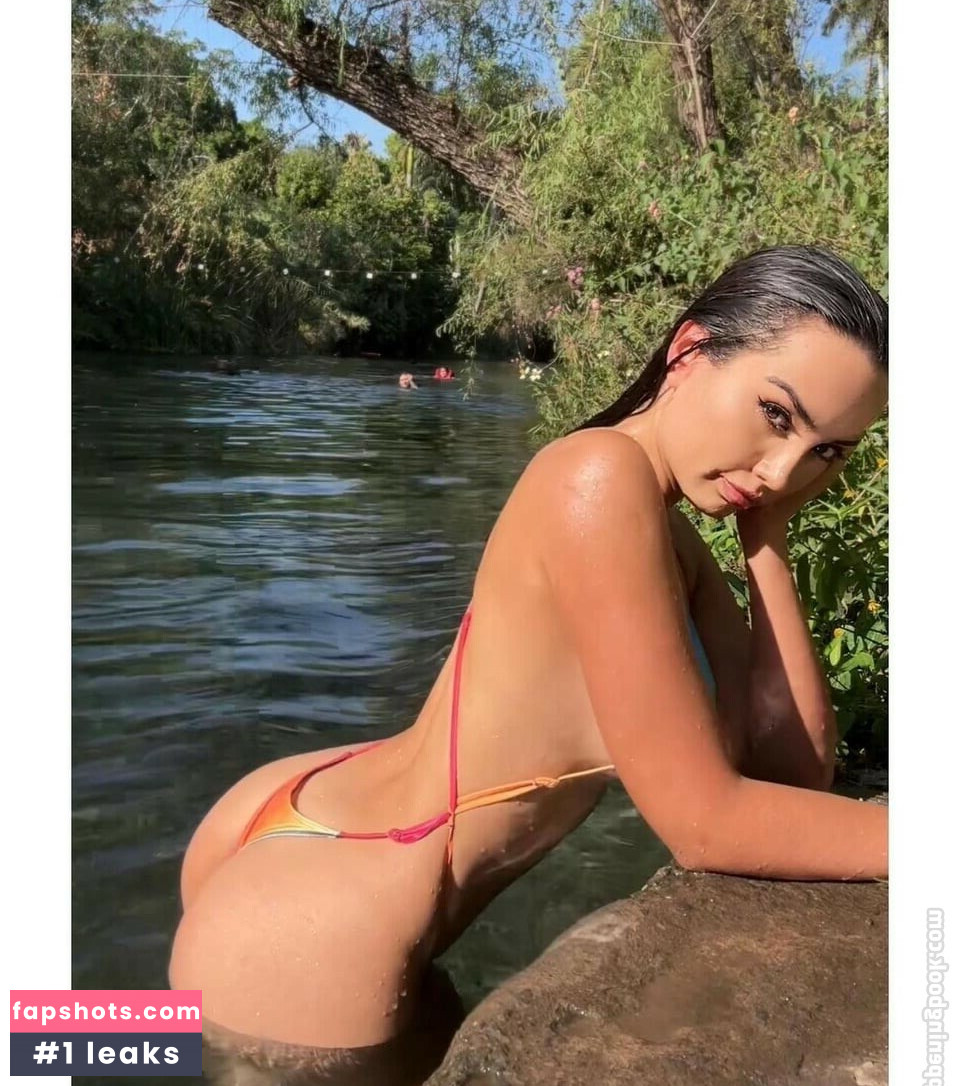 Martha Briano gallery photo #82