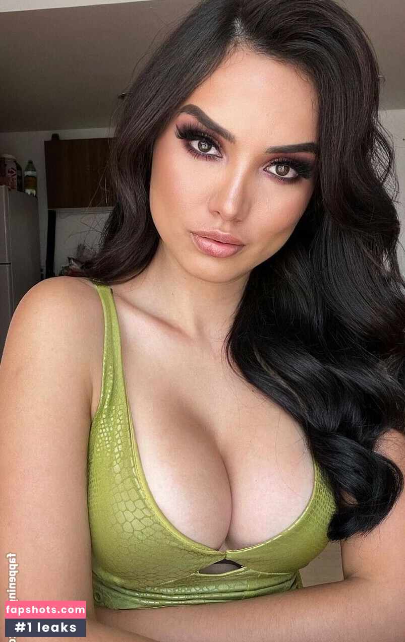 Martha Briano gallery photo #95