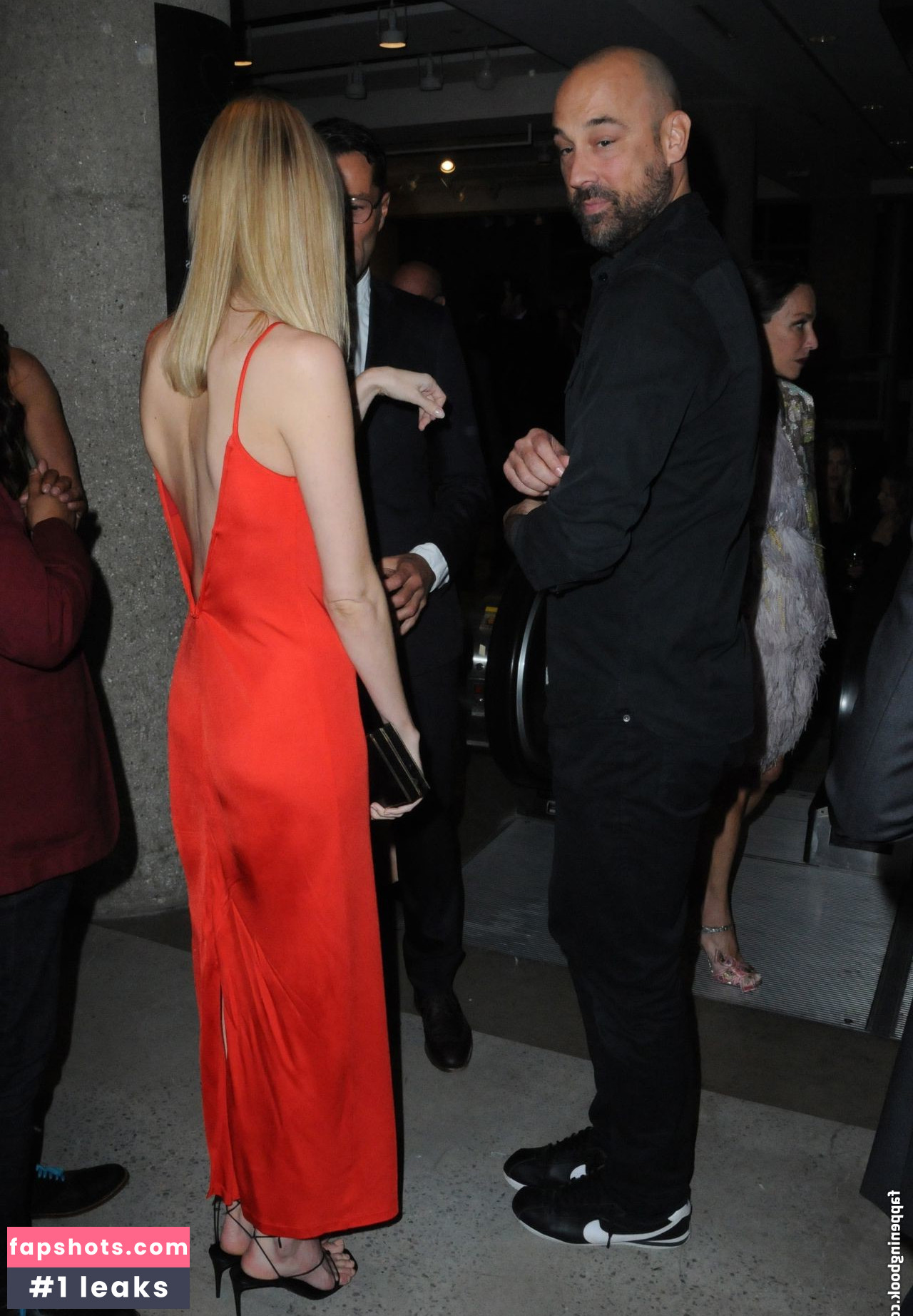 Martha Hunt gallery photo #112