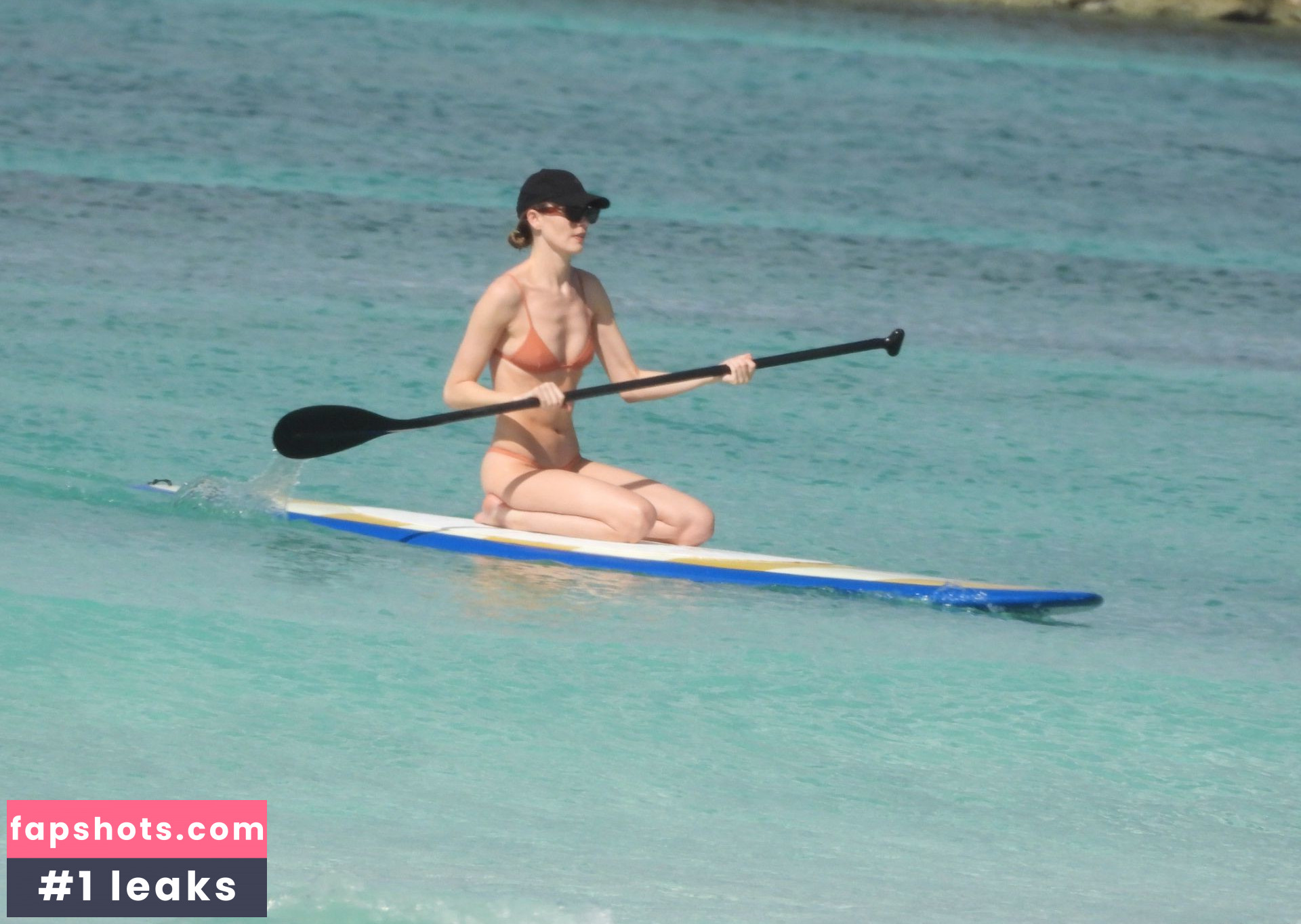 Martha Hunt gallery photo #77