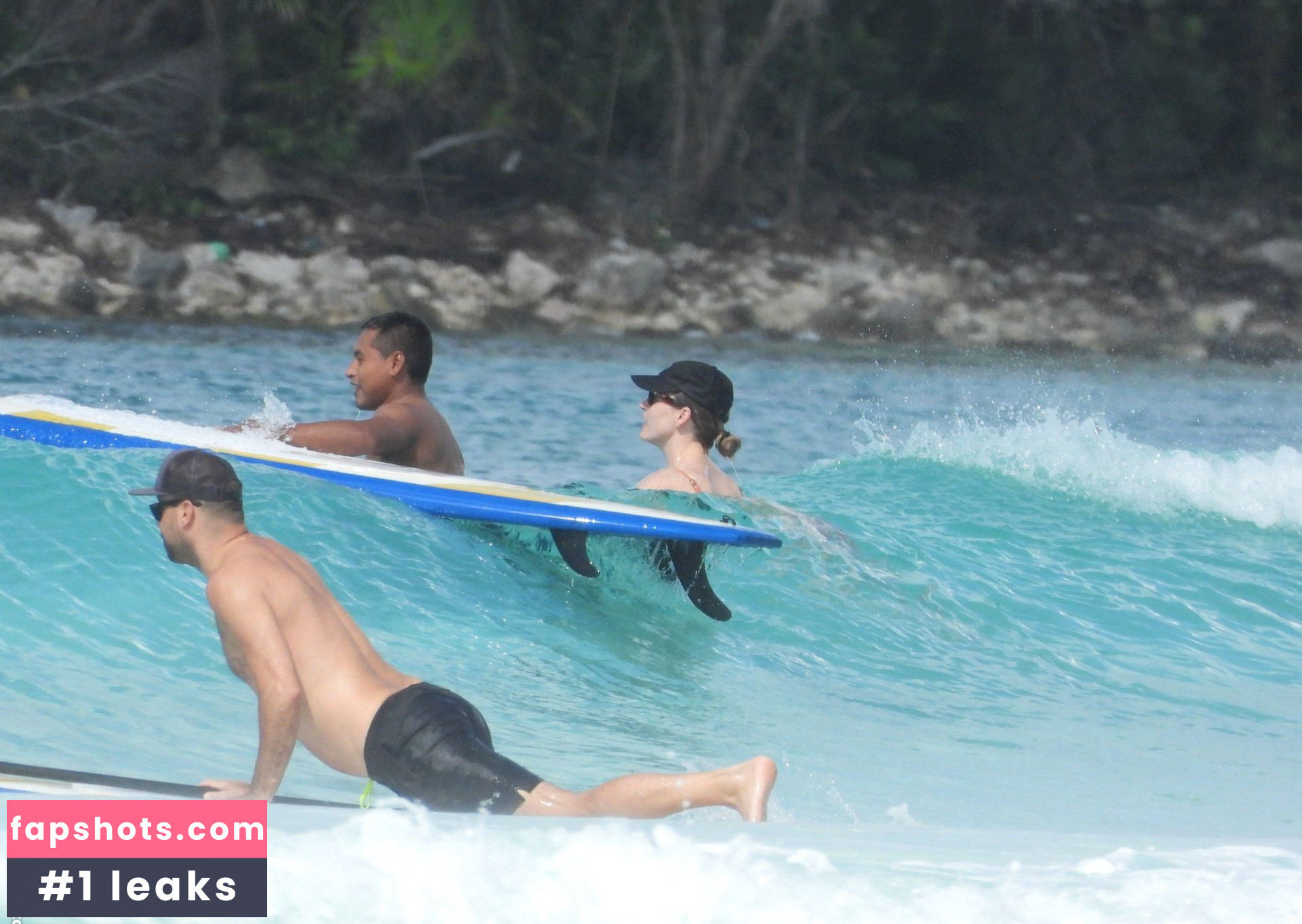 Martha Hunt gallery photo #82