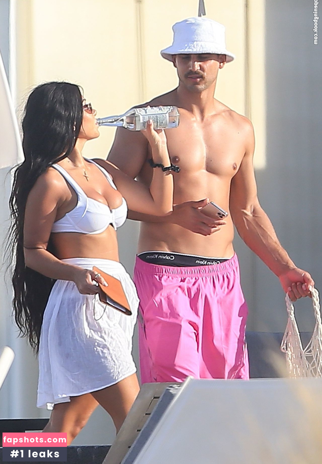 Martha Kalifatidis Nude Leaks OnlyFans Photos #109 - LeakJerk