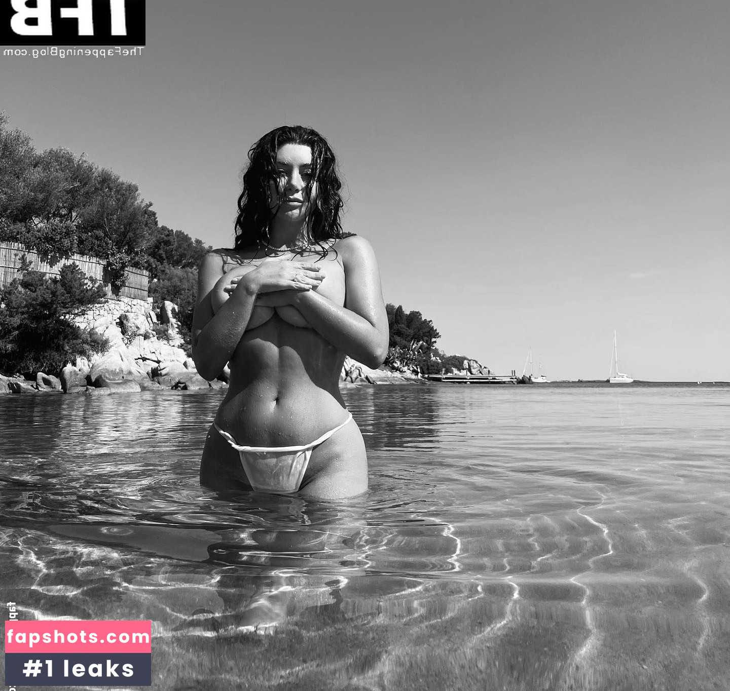 Martha Kalifatidis Nude Leaks OnlyFans Photos #36 - LeakJerk