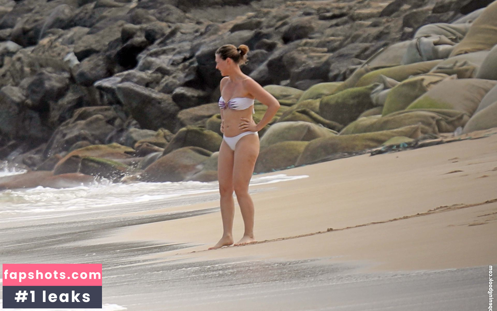 Martha Louise gallery photo #12