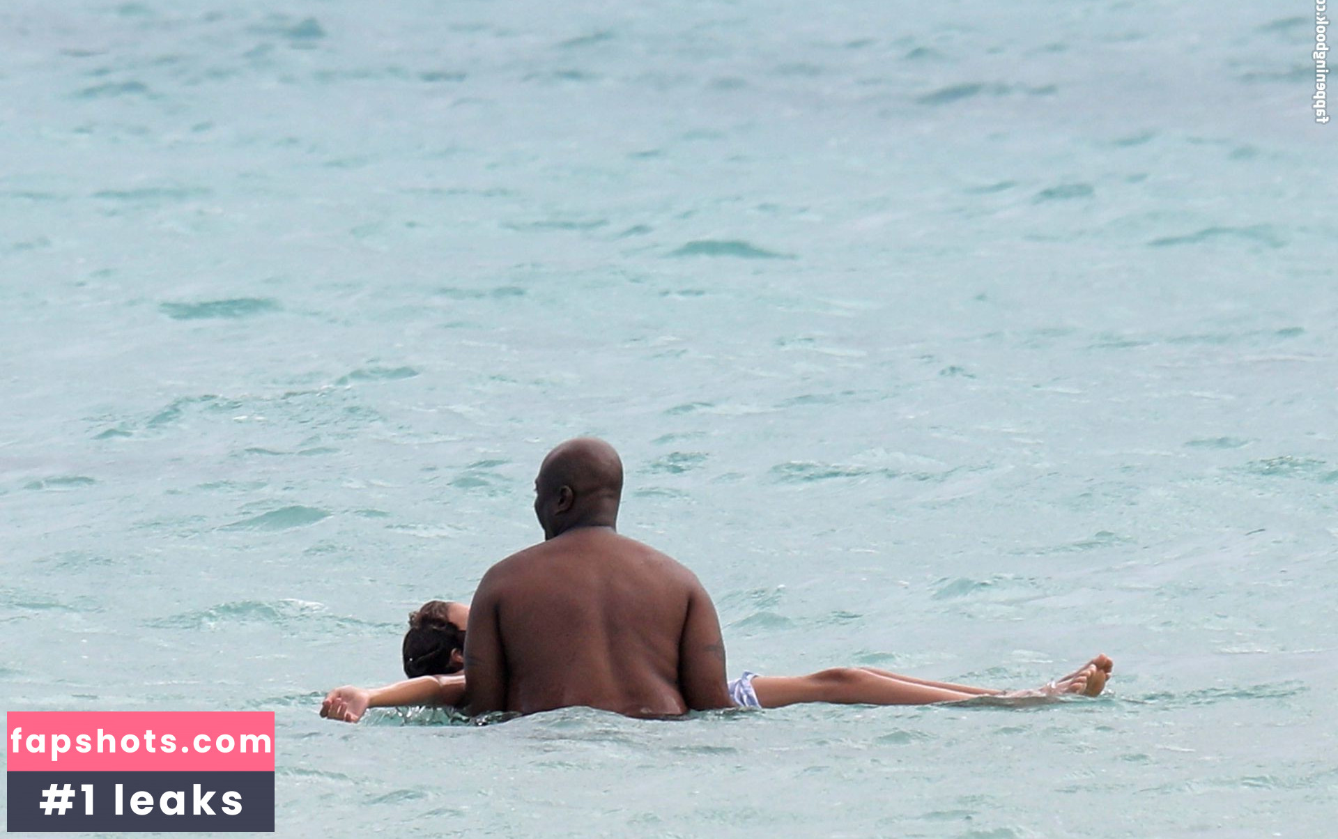 Martha Louise gallery photo #18