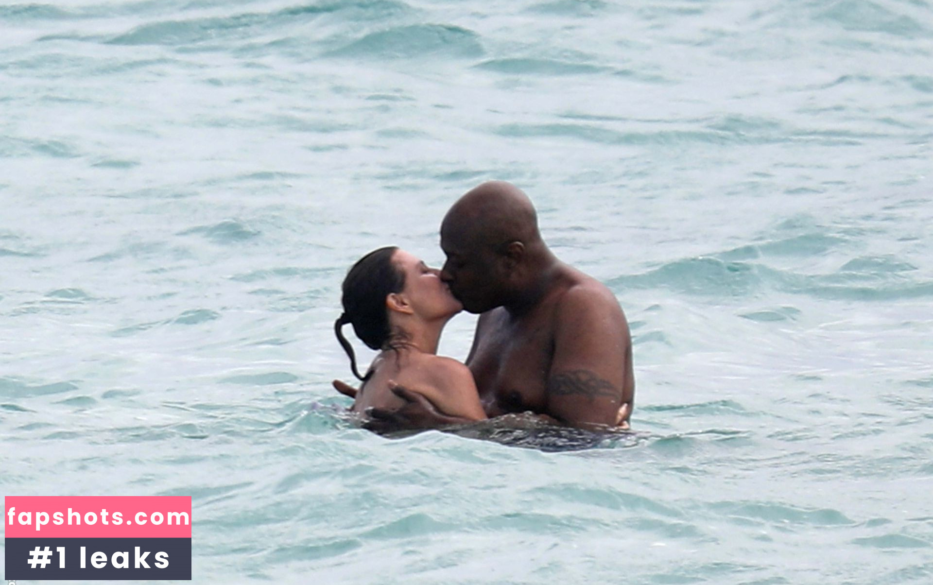 Martha Louise gallery photo #24