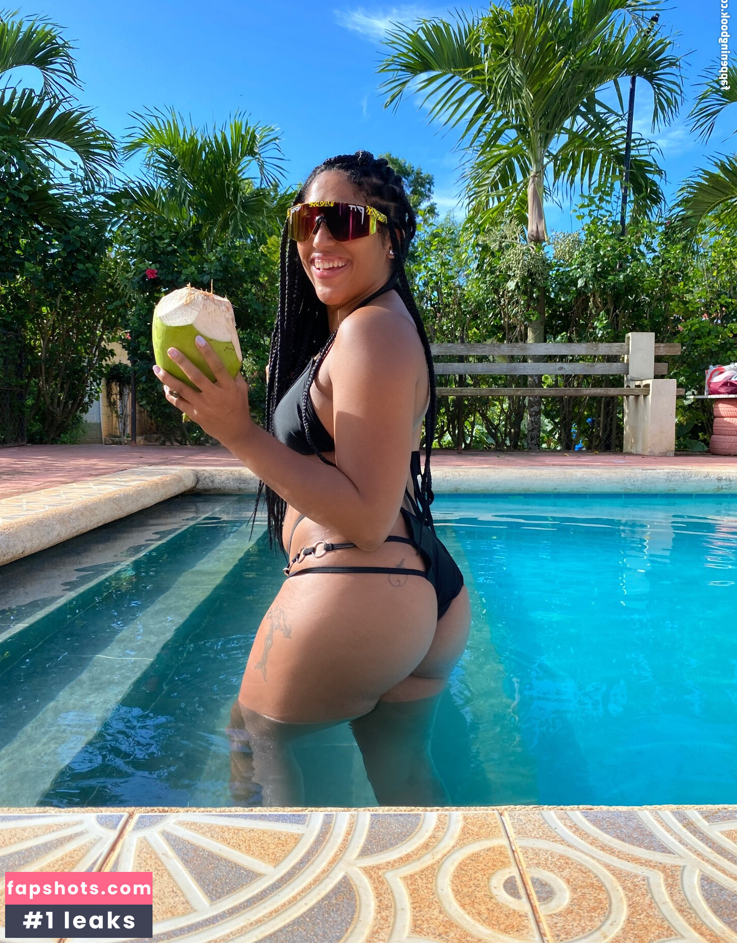 Marti Belle gallery photo #67