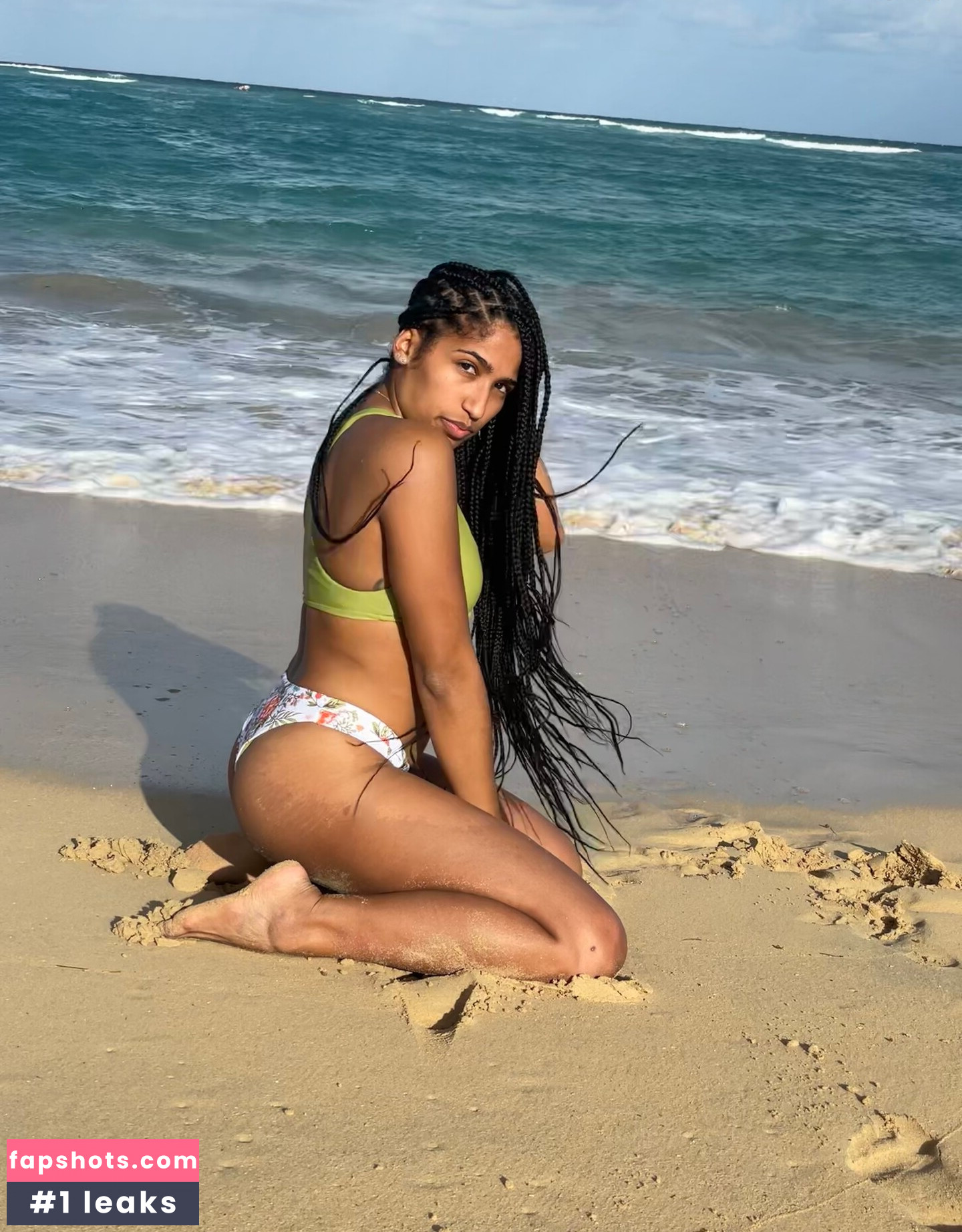 Marti Belle gallery photo #77