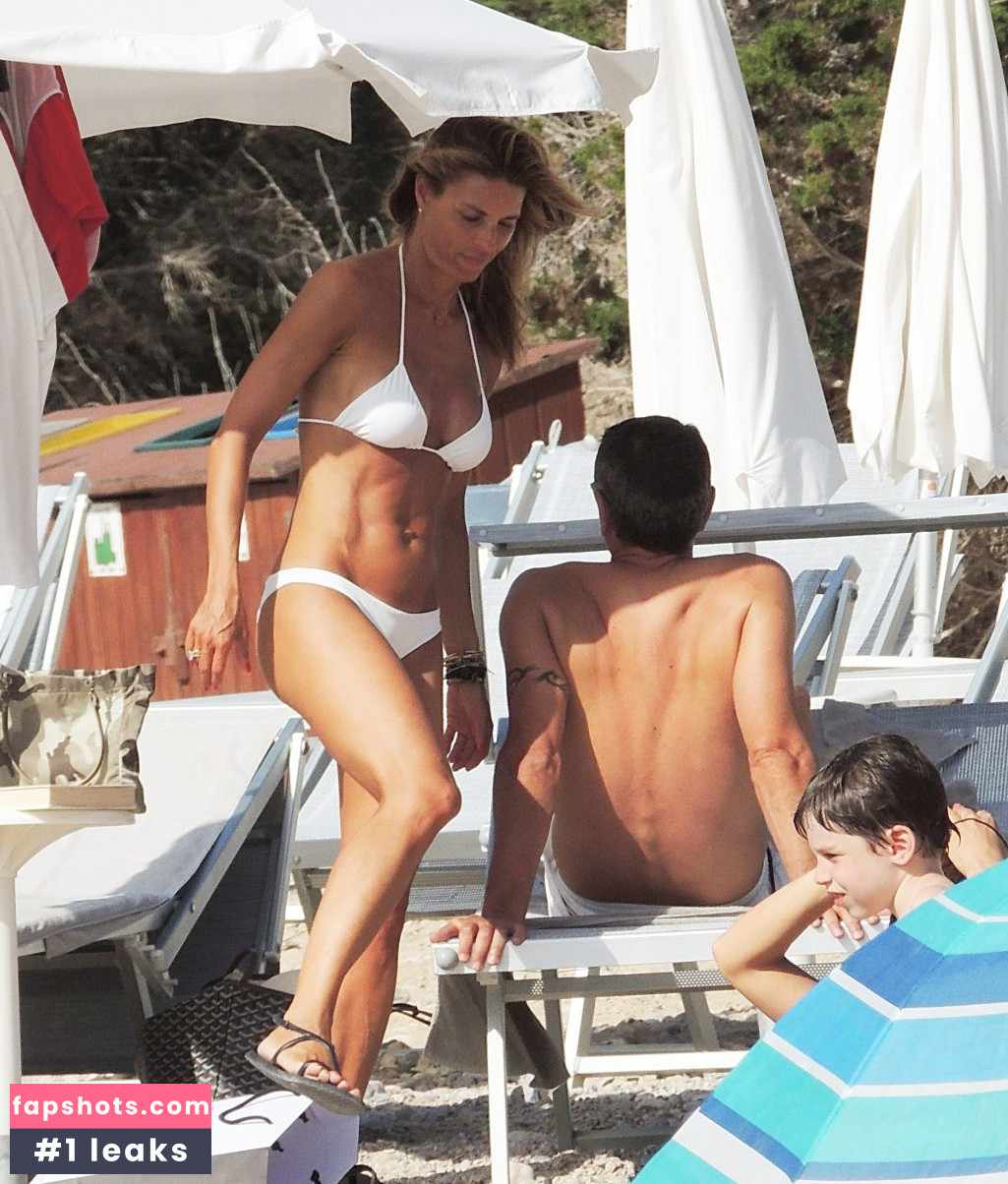 Martina Colombari Nahé úniky fotek pouze od fanoušků #44 - Fapshots