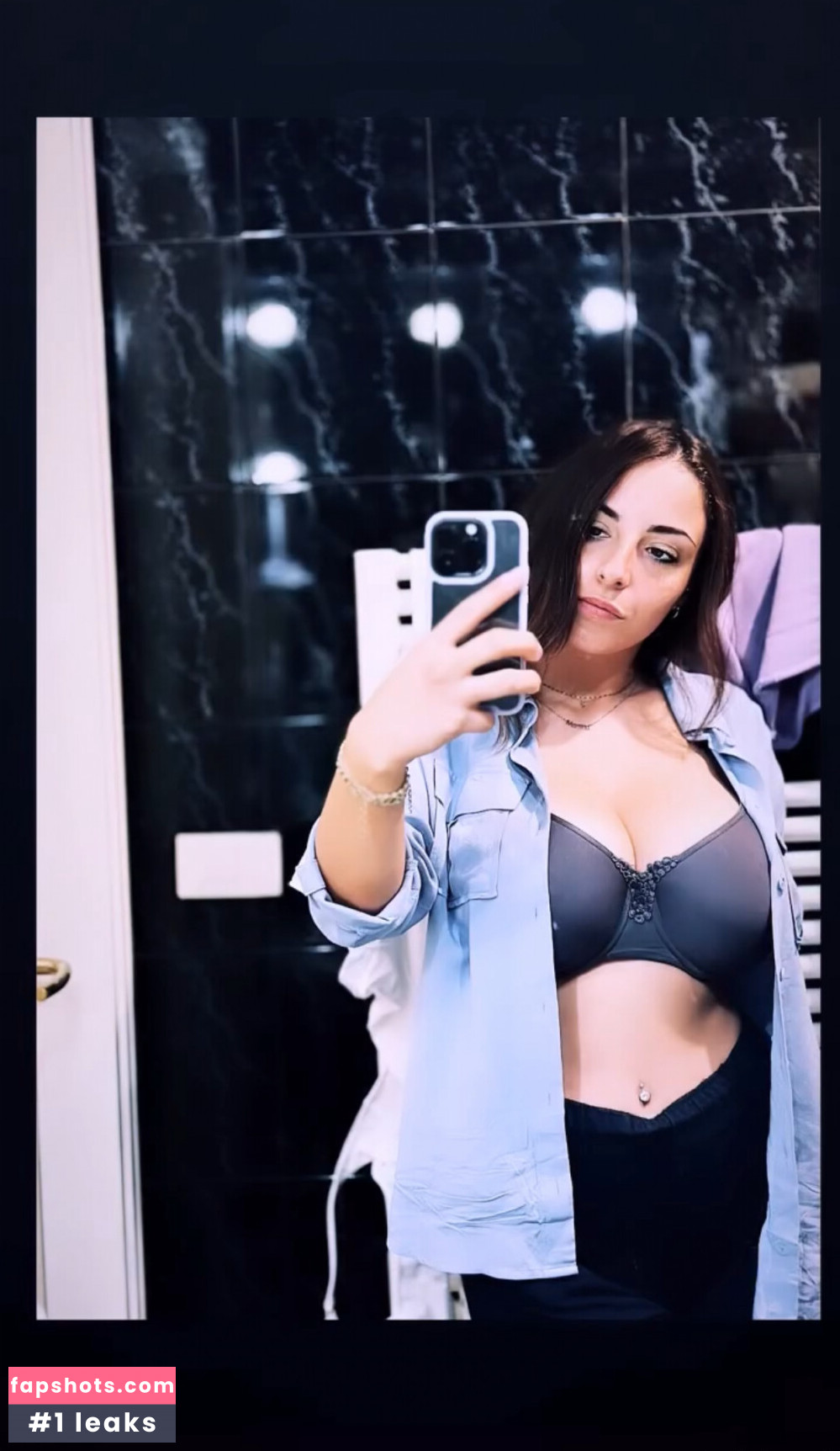 Martina Lucarelli gallery photo #19