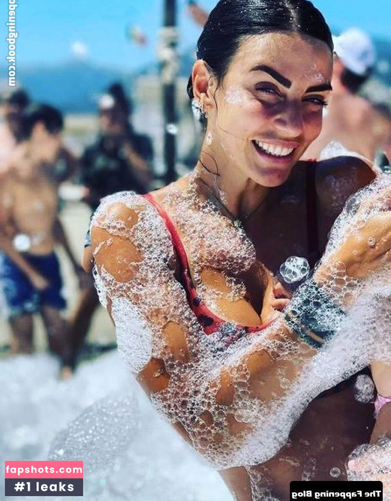 Martina Maccari gallery photo #13