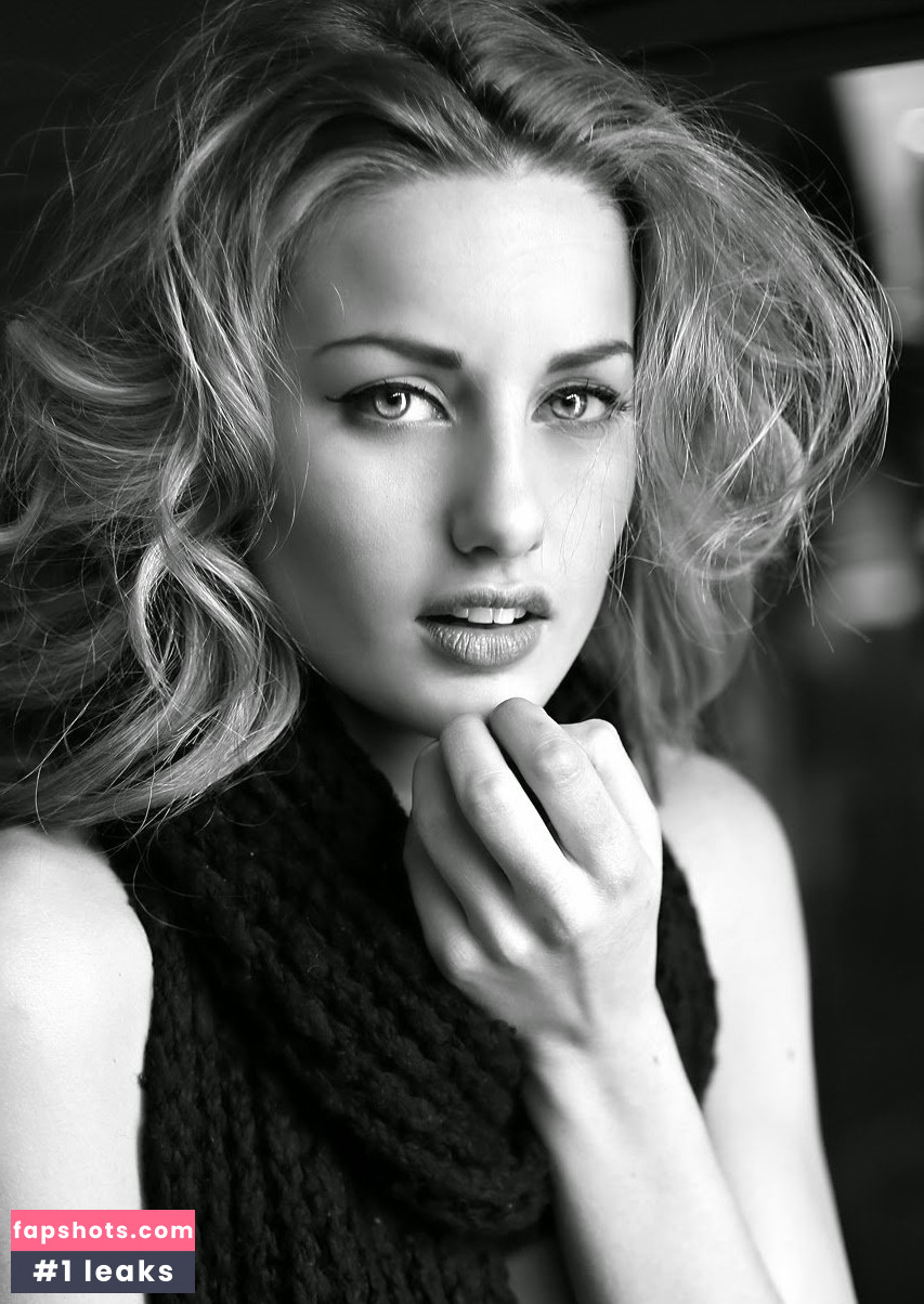 Martina Ramundo gallery photo #23