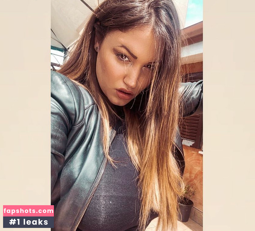 Martina Tomasso gallery photo #12