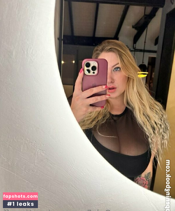 martinaoff Filtración Desnuda OnlyFans Foto #62 - Fapshots