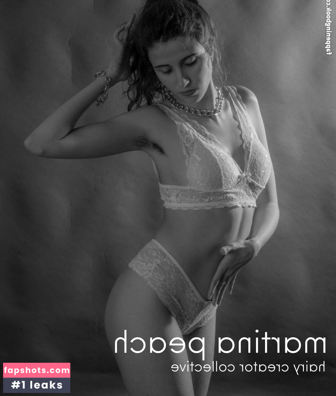 MartinaPeach gallery photo #3