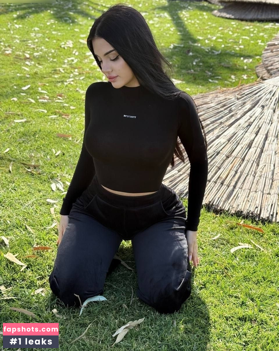 Martini Nude Leaks OnlyFans Photos #4 - LeakJerk